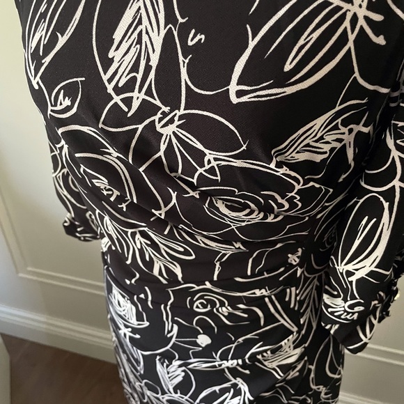 Karl Lagerfeld / NEW Lovely Flattering Ruched Dress Sz 6 - Picture 5 of 8